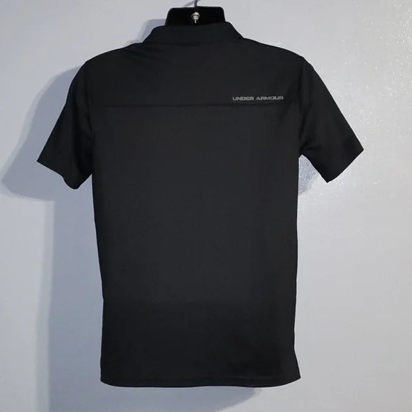Under Armour youth black and gray XL heat gear shirt